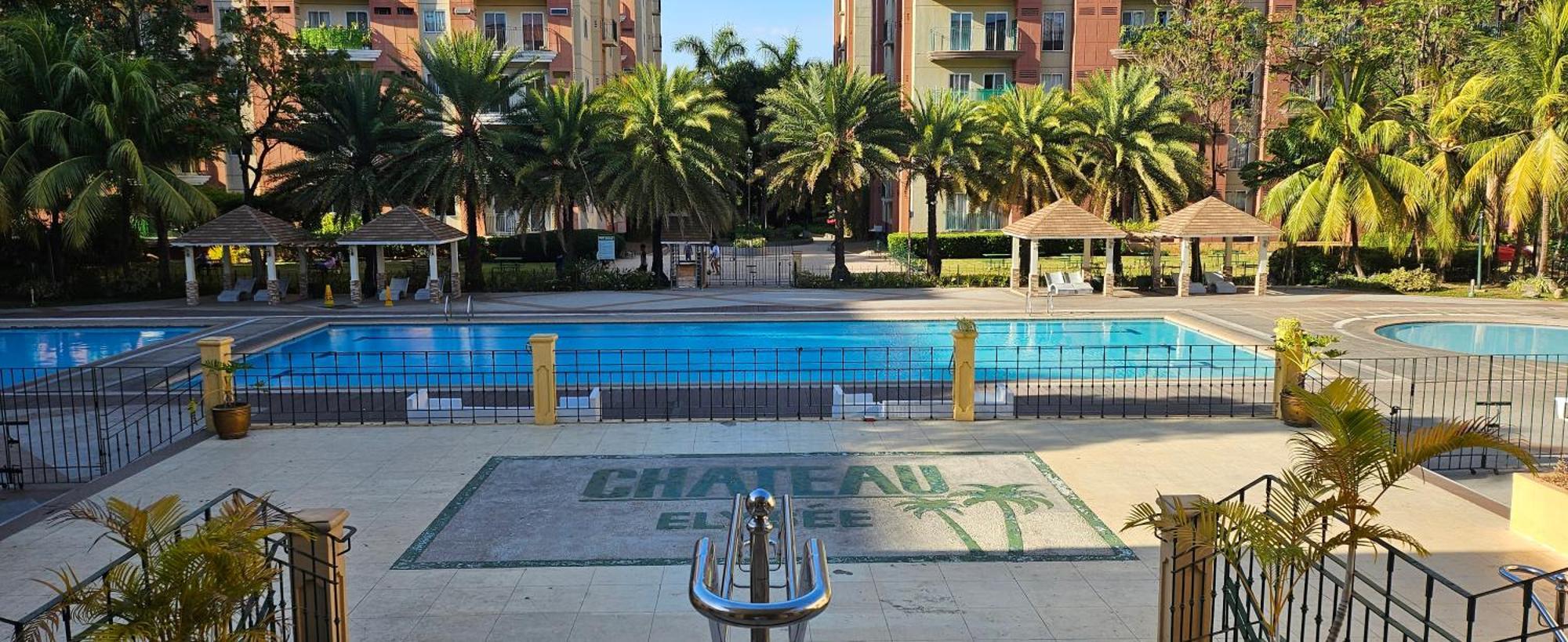Cozy 2Br Staycation With Balcony Chateau Elysee For 4-6 Pax Paranaque City Exteriér fotografie